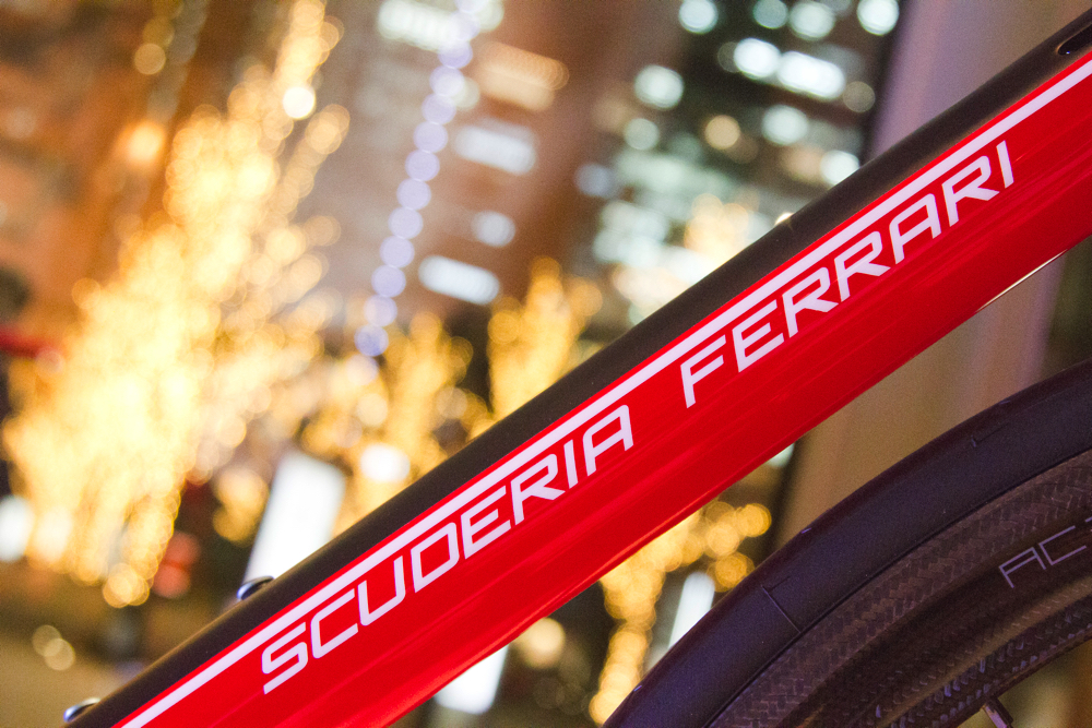 【BIANCHI x FERRARI】共通する価値観から生まれた新たなるプロジェクト”Bianchi for Scuderia-Ferrari”  日本で発表【ファンライド】