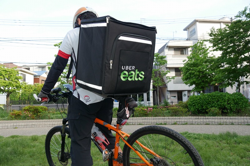 uber eats 自転車 バイク